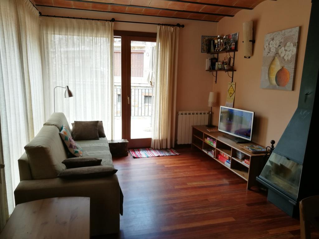 Apartament Torrent De La Barruda Vilallonga de Ter Exterior photo